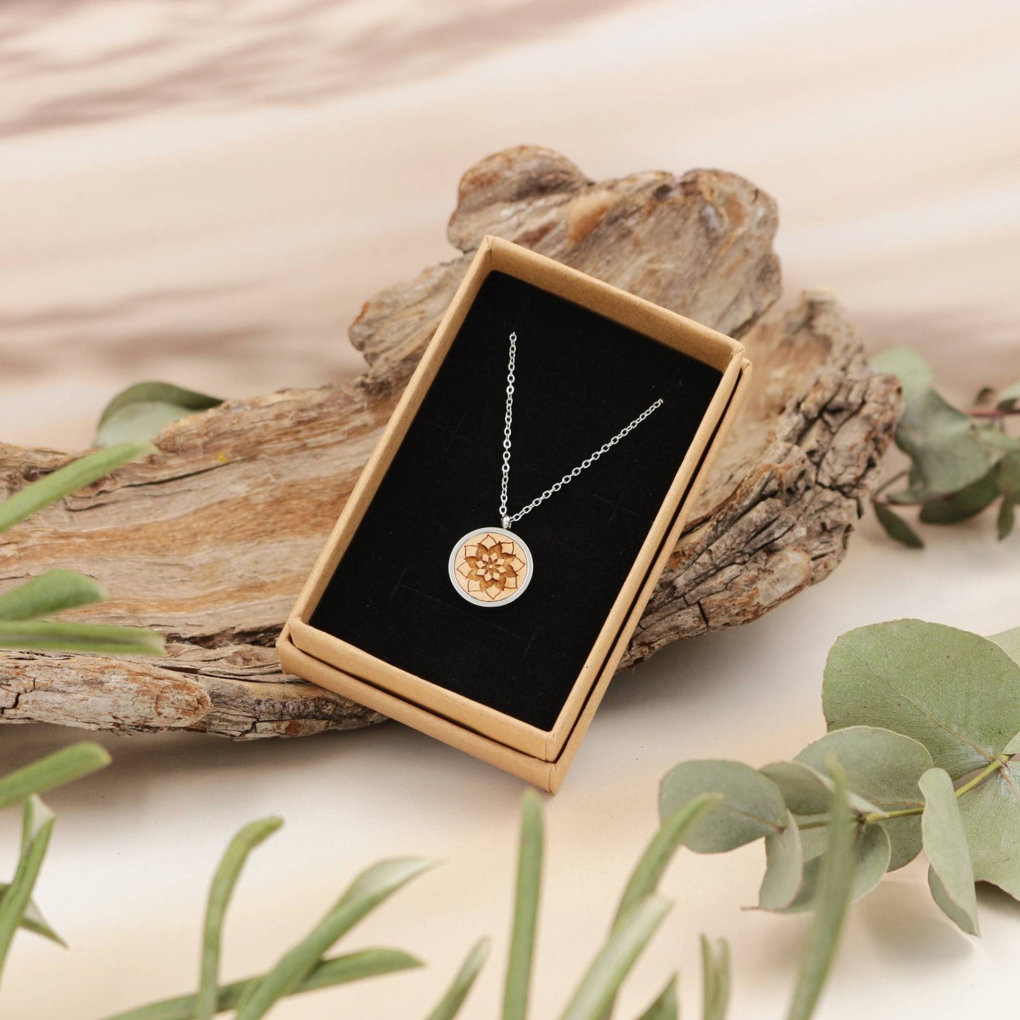 Halskette "Sonne" intensiv Holz Buche