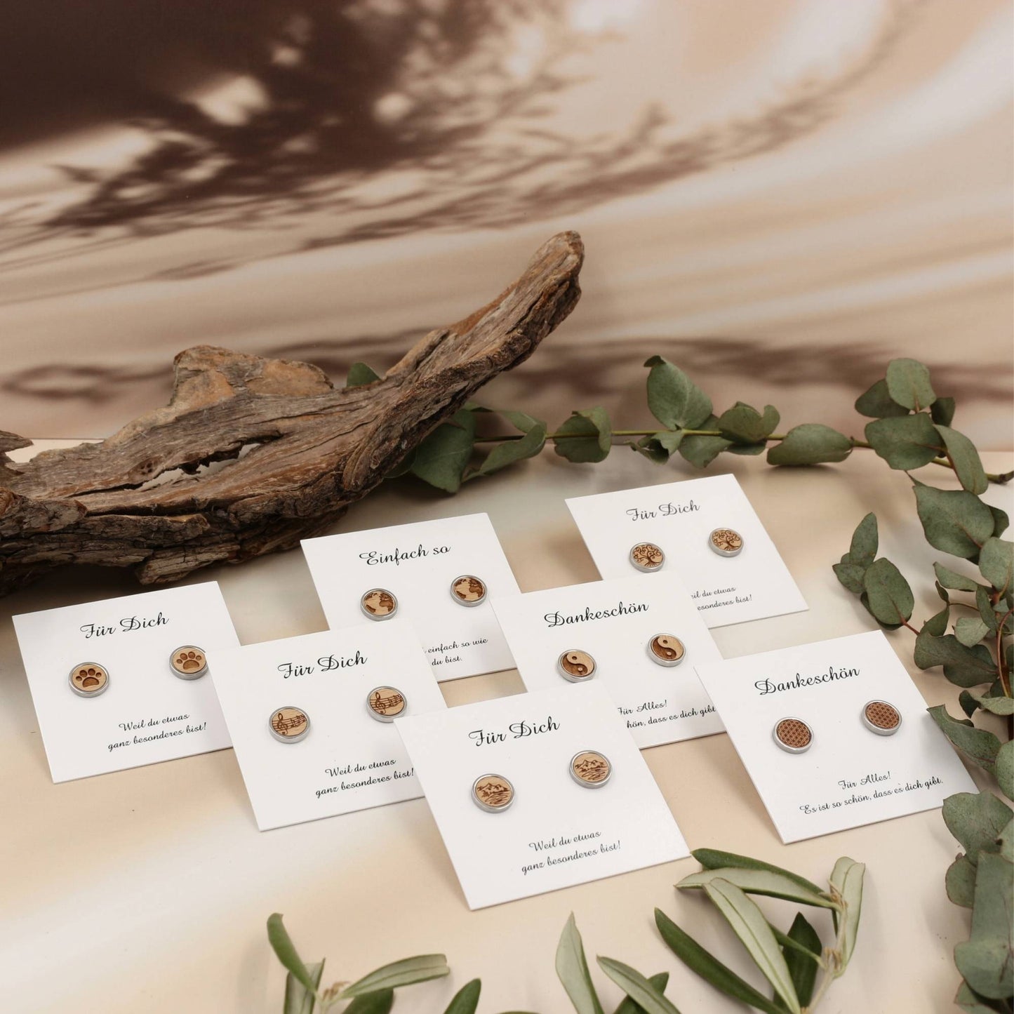 Ohrstecker "Weltkugel" Holz Buche